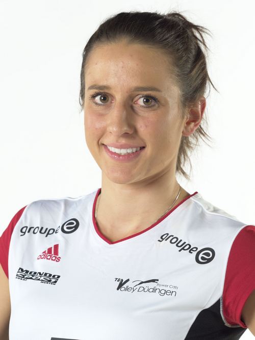 Anna Niederhauser - Saison 16-17