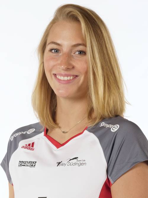 Courtney Felinski - Saison 17-18