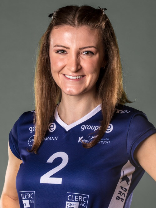 Cara Cunningham - Saison 21-22