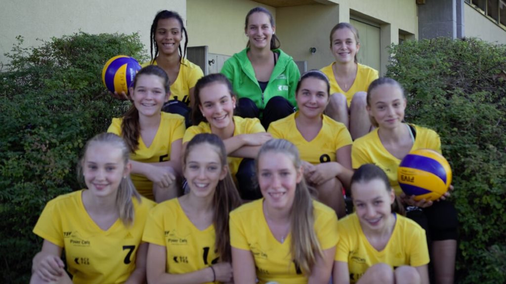 U 17
 15-16